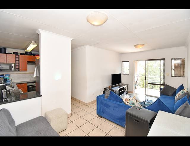 2 BEDROOM APARTMENT FOR SALE IN NOORDHANG